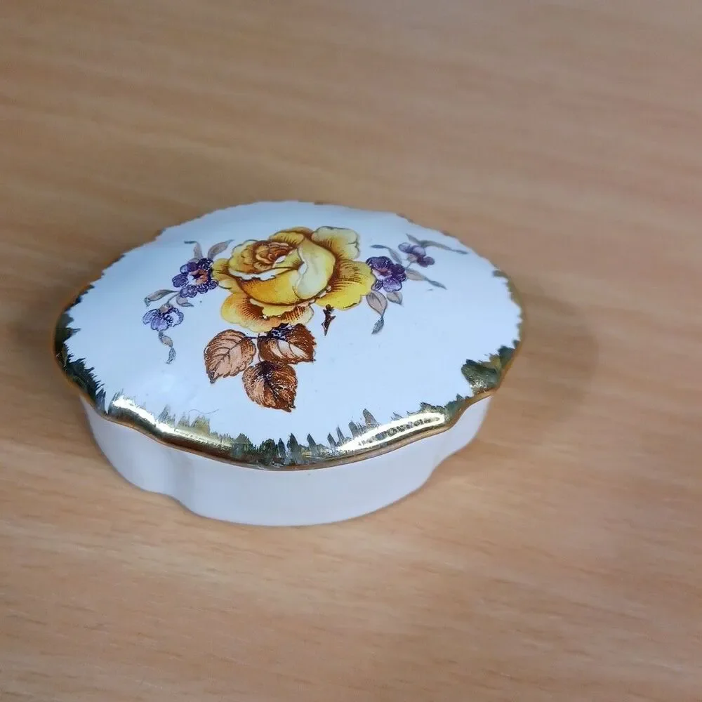 UCAGCO Japan Ceramic Painted Floral Covered Bowl Gilded Embossed Rim Vintage